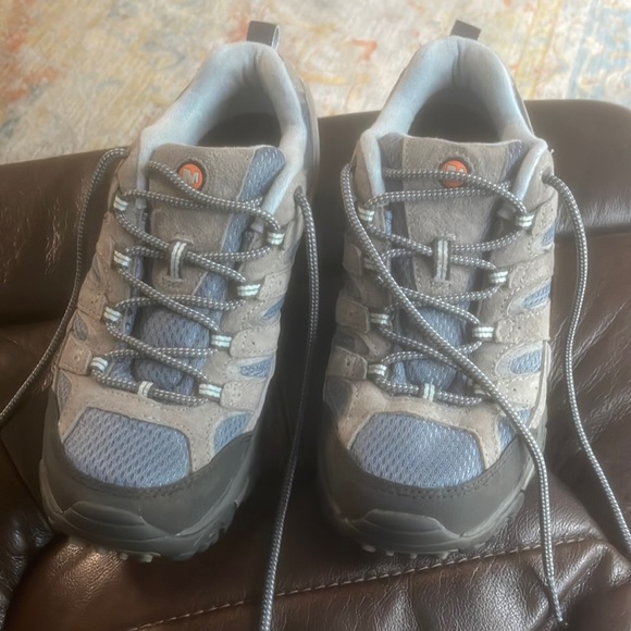 Merrell shoes - Picture 2 of 10